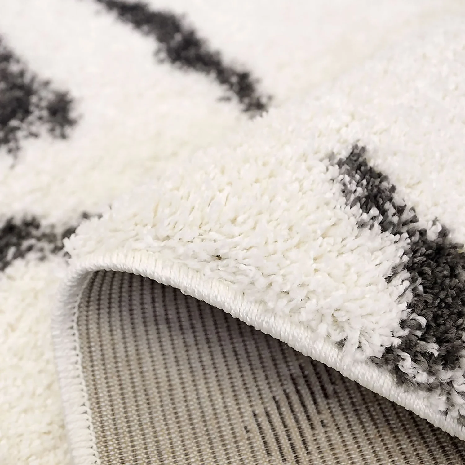 Deluxe Berber Rug - Black & White - 120x160cm - Image 2