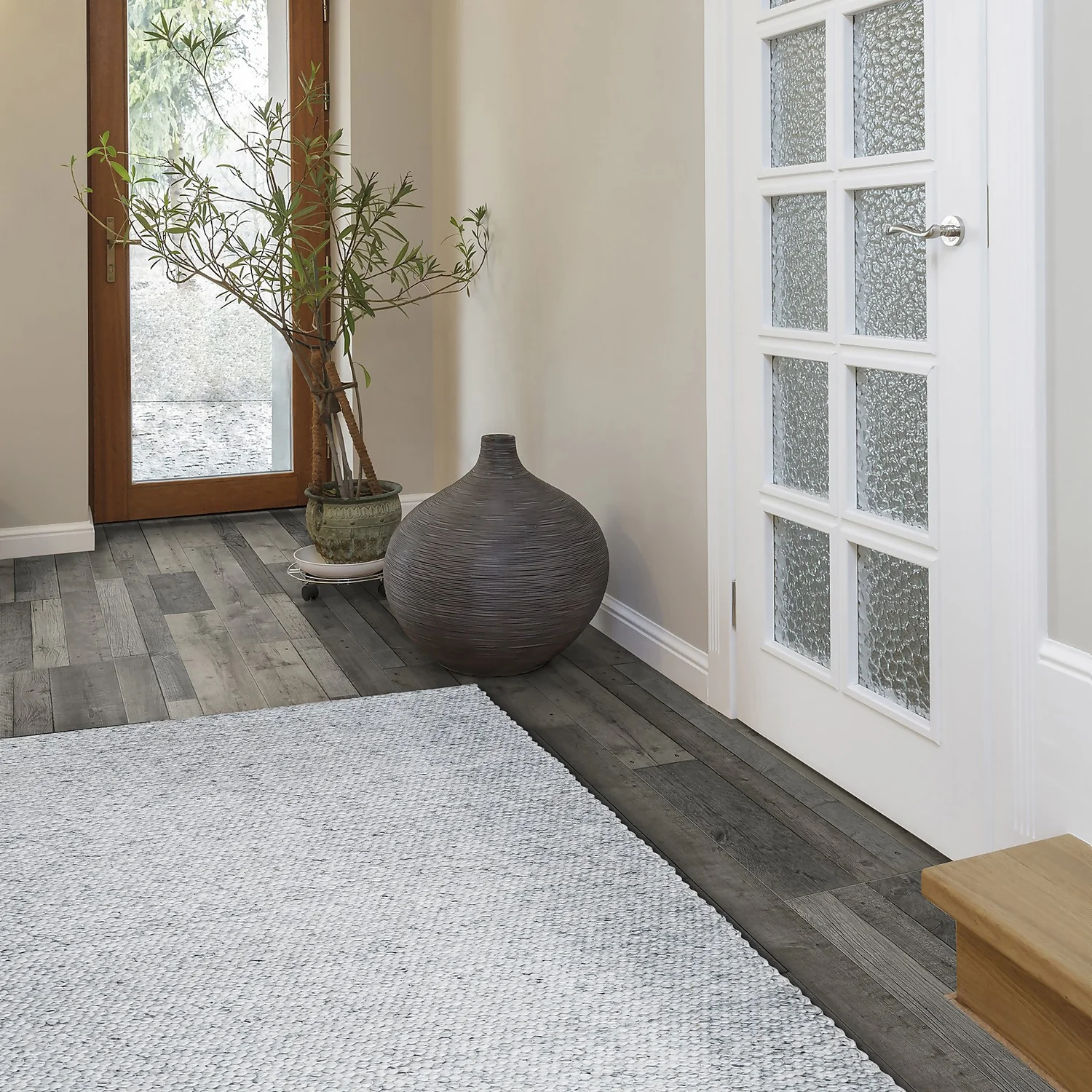 New Dawn Jaya Rug - Silver - 160x230cm - Image 2