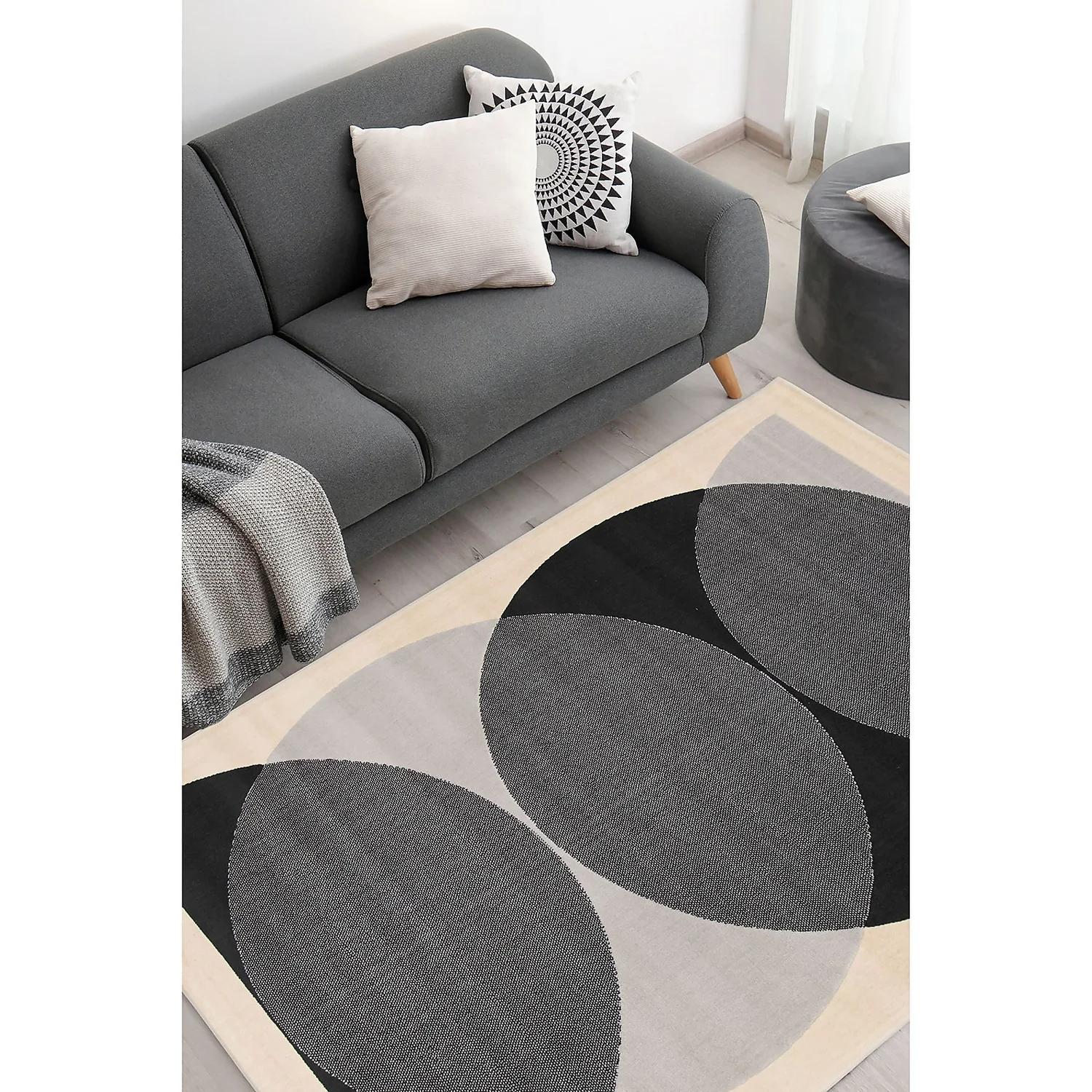 Retro Circle Rug - Monochrome - 160x230cm - Image 2